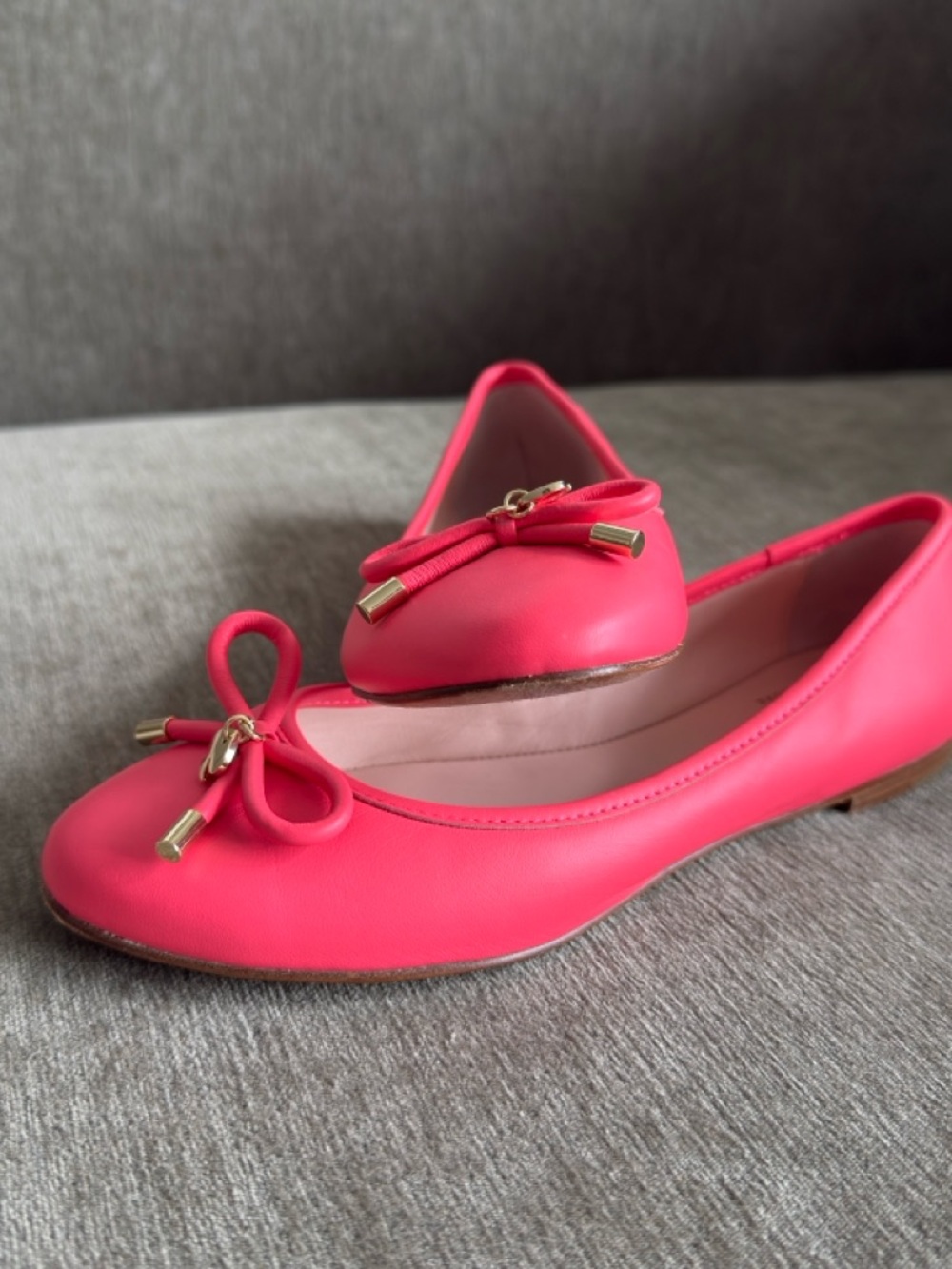 Kate Spade Willa Ballet Flats Coral Pink Leather Bow Detail | 5.5 - Picture 3 of 9